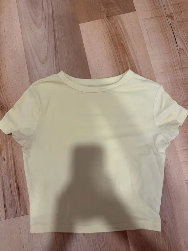 Wild fable baby tee yellow - Image 2