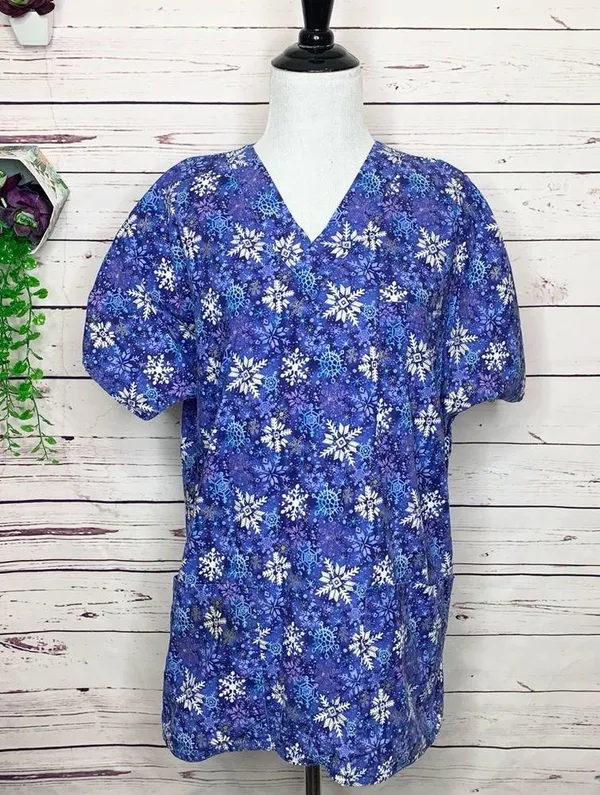 Scrubstar Blue Winter Snowflakes Medical Scrubs Set Size Medium Scrub Top & Pants - Image 3