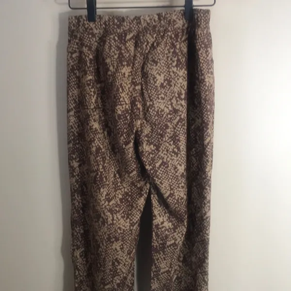 Antthony‎ animal print stretch pants with pockets Brown Size 8 - Image 3