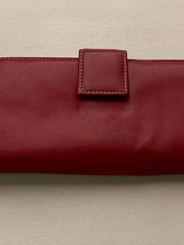 Classic Red Leather Women's Wallet with Tab Closure - Image 2