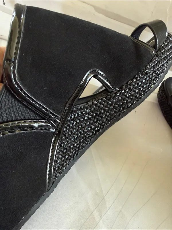 Donald J. Pliner Gyer Leather Black Wedge Sandals - Image 9