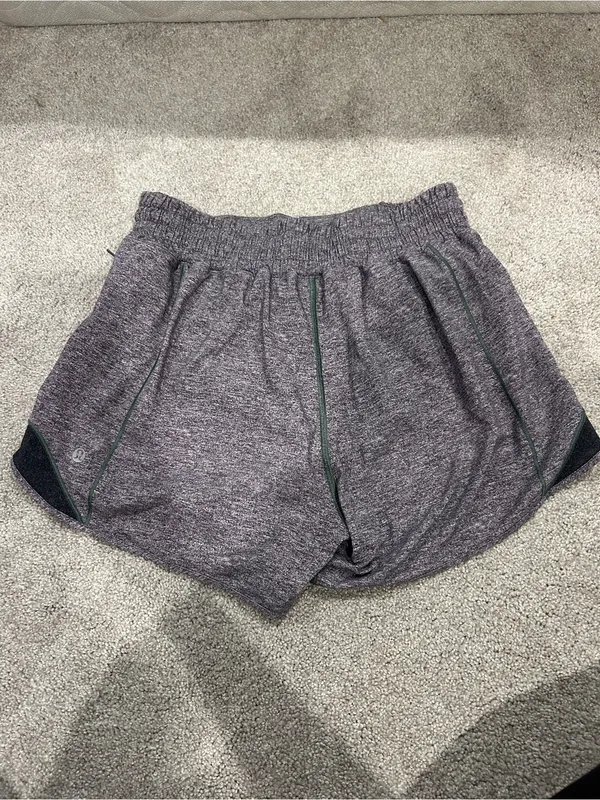 Lululemon Hotty Hot High Rise 4” - Image 2
