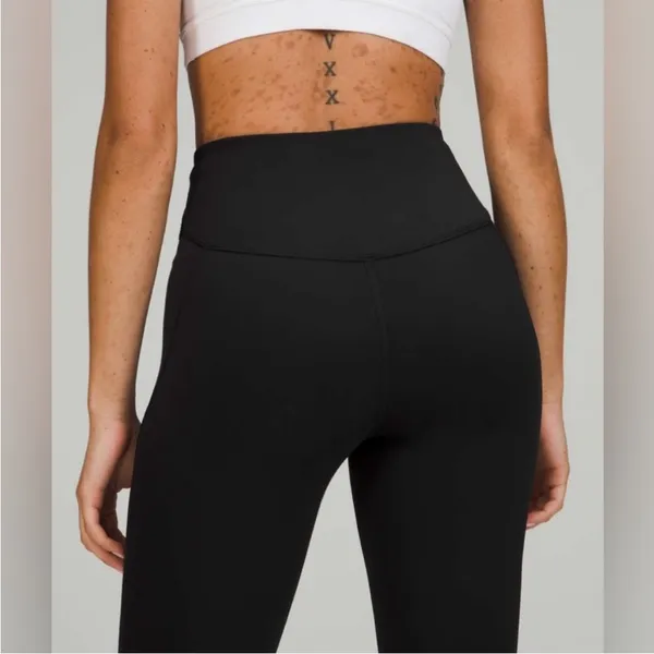 Lululemon Base Pace Crop 23” black size 6 - Image 2