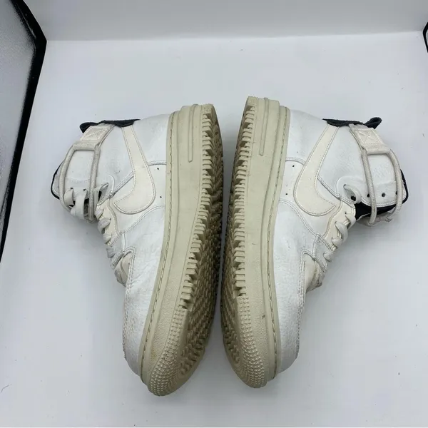 Nike Air Force 1 AF1 High Utility 2.0‎ womens Size 9.5 DC3584-100 - Image 4