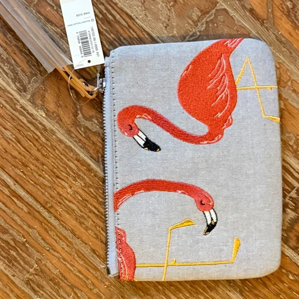 Old Navy Embroidered Flamingos Zip Purse nwt‎ - Image 4
