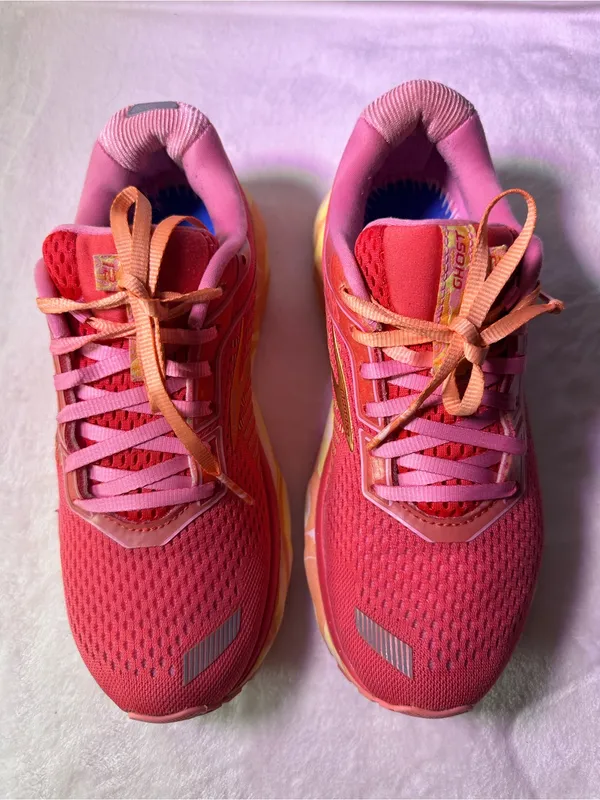 Brooks Women's Pink Athletic Running Shoe - Breathable Support - Image 4