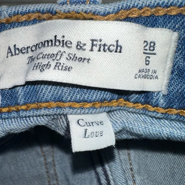 Abercrombie Cuttoff Shorts High Rise - Image 3