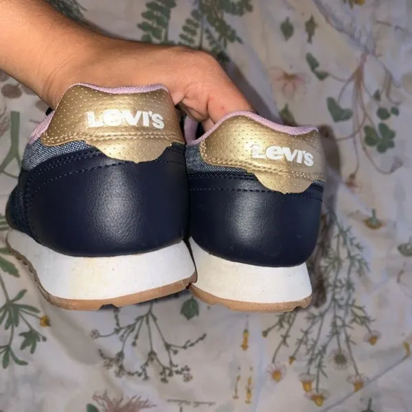 Levis shoes - Image 4