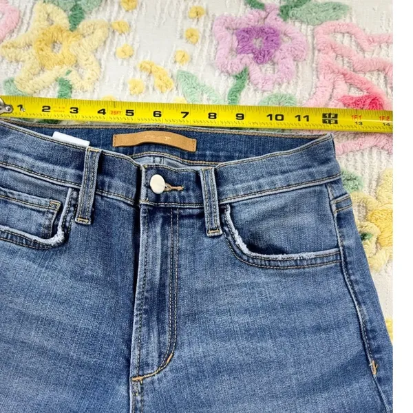 Joe's Jeans‎ The Callie Bootcut Optimist Medium Wash Cropped Jeans Size 24 - Image 4