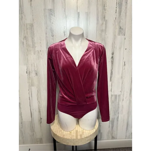 And now this velvet bodysuit - Image 3