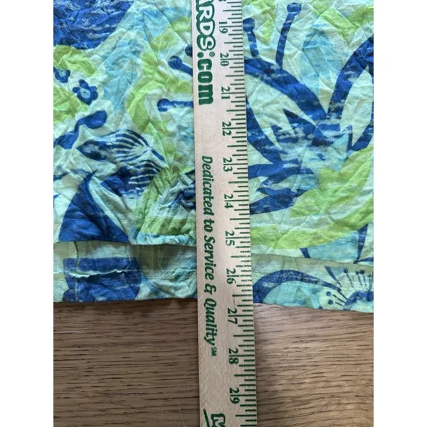 Jess & Jane Shirt Women Size Medium Asymmetrical Green Floral Lightweight‎ Beach - Image 4