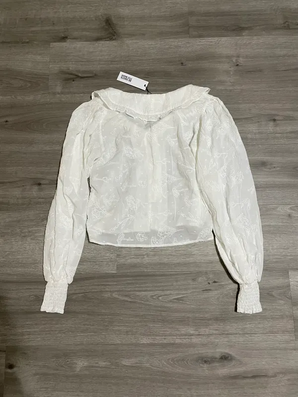 BB Dakota Steve Madden Floral/ Lace White Blouse - Image 5