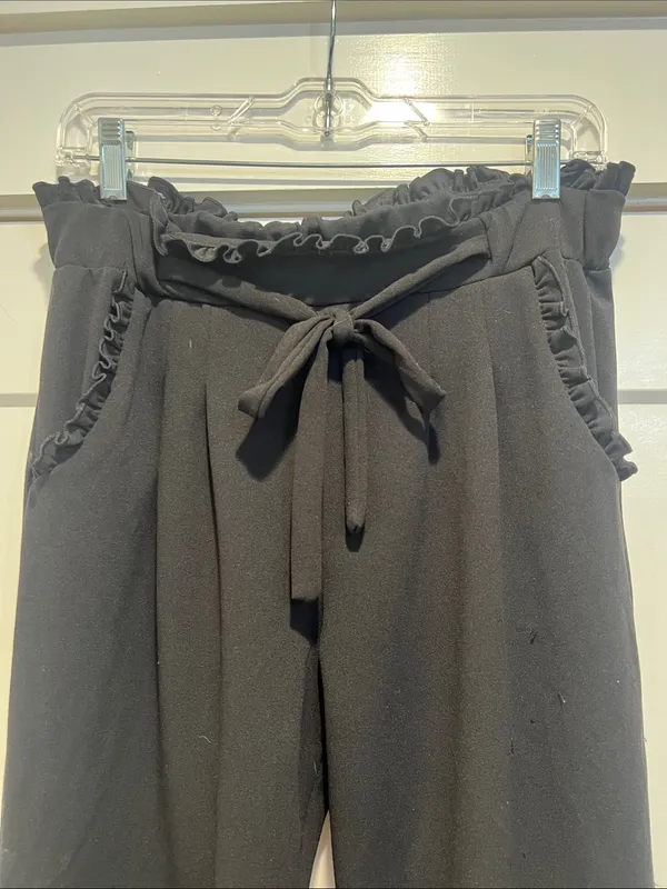 Soho Apparel Black Paperbag Waist Women’s Pants with Tie size medium. - Image 3
