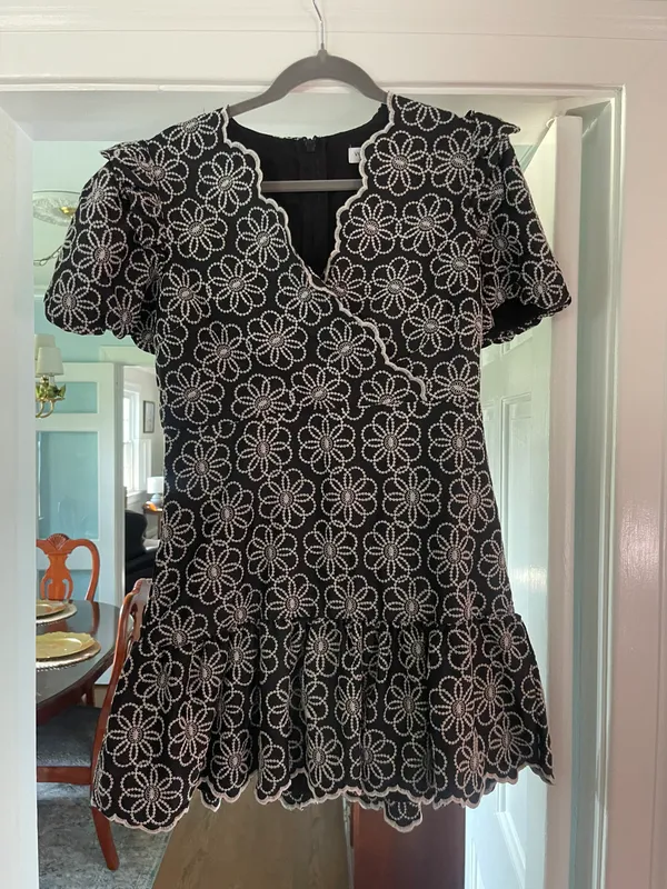 Vestique Ruffle Dress - Image 5