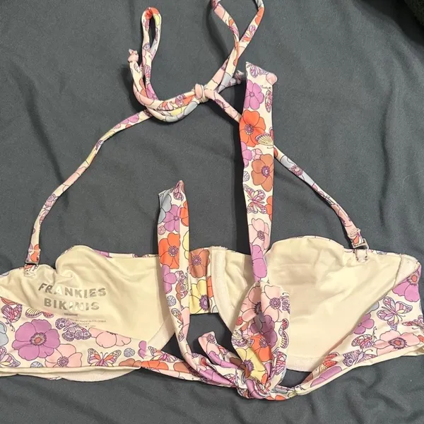 Frankie's Bikinis Cielo Underwire Bikini Top - Image 3
