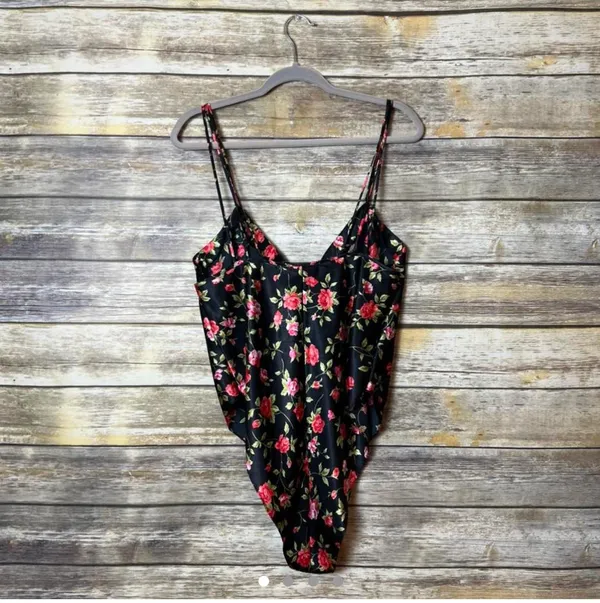 Intimate Moods teddy floral bodysuit - Image 2