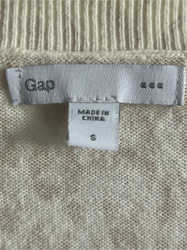 GAP Women's Leopard Print Button-Front Crewneck Cardigan Lightweight Sweater - Image 6
