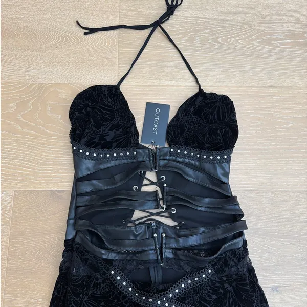 Outcast Jumpsuit Lace Cutout Halter Macy Size L Black - Image 3