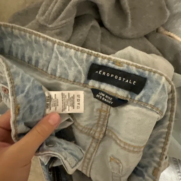 Aeropostale Jeans - Image 3