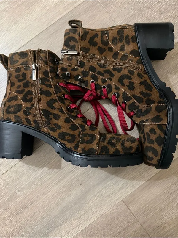 Vince Camuto Brown Leopard Lace-Up Boots with Red Laces - Image 2