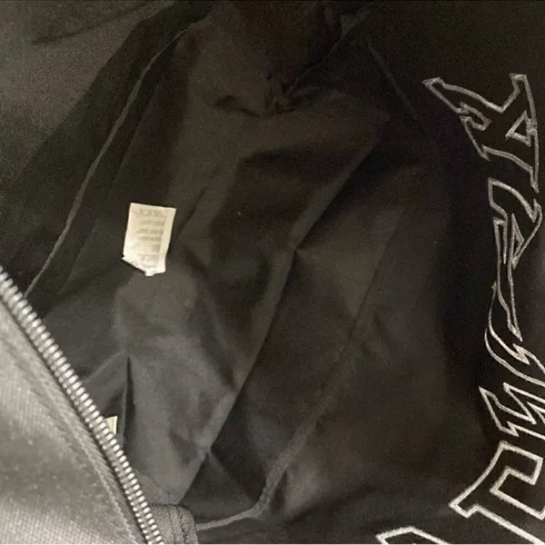Pink Victoria's Secret Black Weekender Bag - Image 6