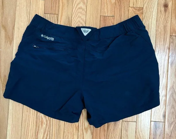 Columbia PFG Womens Omni Shade Shorts - Image 9
