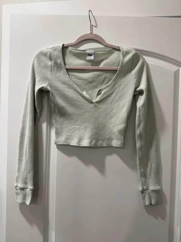 Tna Aritizia waffle longsleeve - Image 4