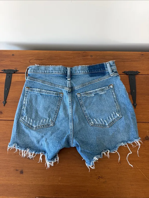 Abercrombie The 4” Mom Short High Rise - Image 2