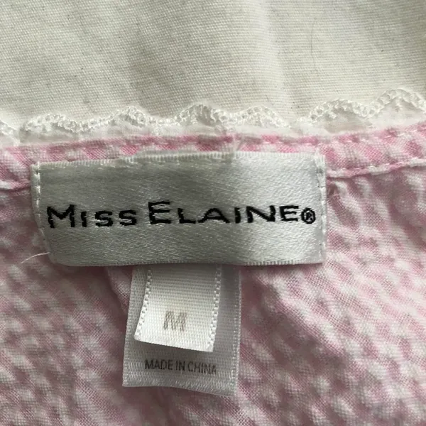 Pink Miss Elaine's nightgown pajamas dress white scallop diamond neckline trim floral embroidery #cottagecore #fairycore Measurement in pics - Image 3
