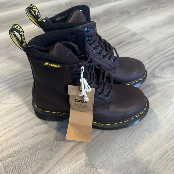Dr. Martens W6 M5 WarmWair Pascal 1460 Leather Lace Up Boots Dark Brown NWT - Image 3