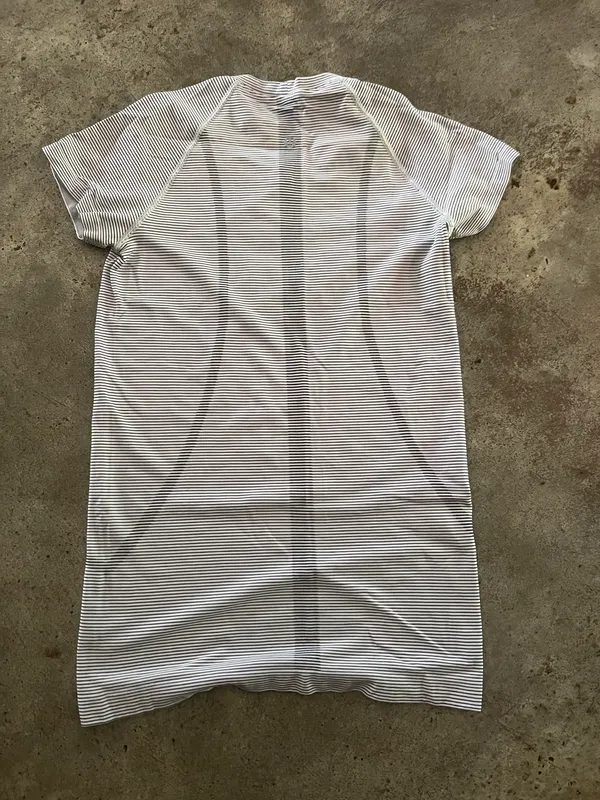 Lululemon Swiftly Tech Short Sleeve - Image 2