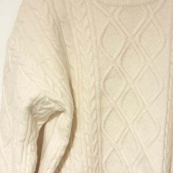 Aelfric‎ Eden Size XS Cream Crewneck Cable Knit Sweater - Image 2