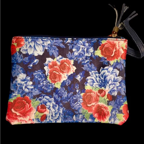 The Pioneer Woman Heritage Floral‎ Cosmetic Bag - Image 6