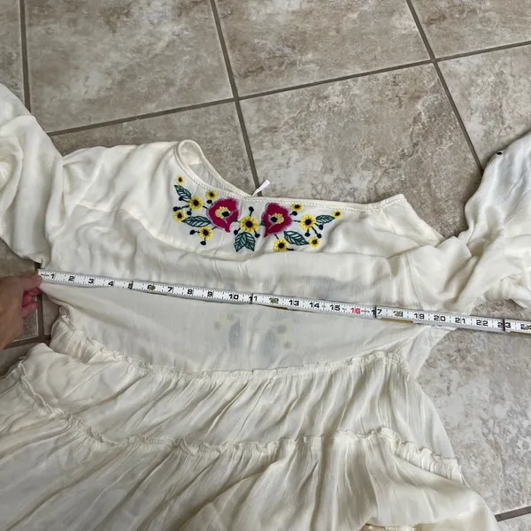 Free People spell on Ivory Floral Embroidered Boho Mini Dress Tassel Tie XS - Image 7