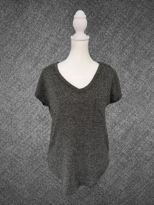 Poof Charcoal Heather V Neck Pocket T Shirt Size Medium - Image 3