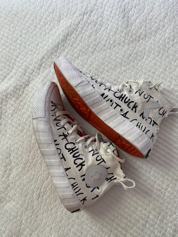 converse Chuck Taylor high tops - Image 8