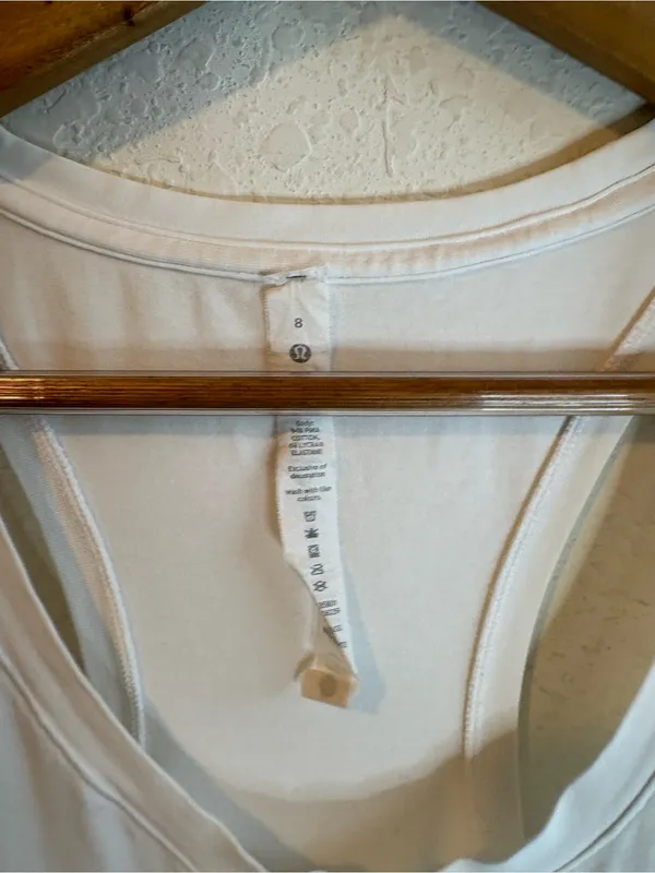 lululemon athletica White Scoop Neck Tank Top size 8 - Image 2