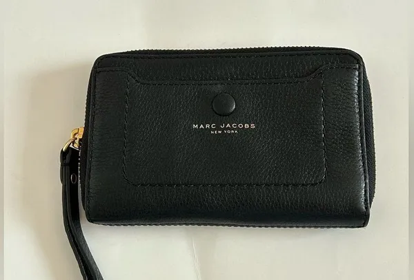Marc Jacobs Empire City Leather Wristlet - Image 2