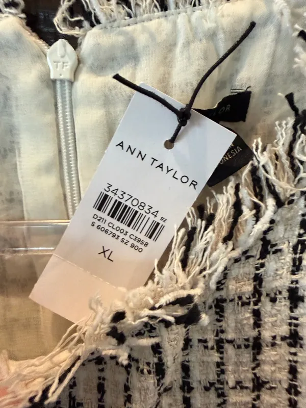 Ann Taylor Tweed Fringe Trim Top NWT - Image 4