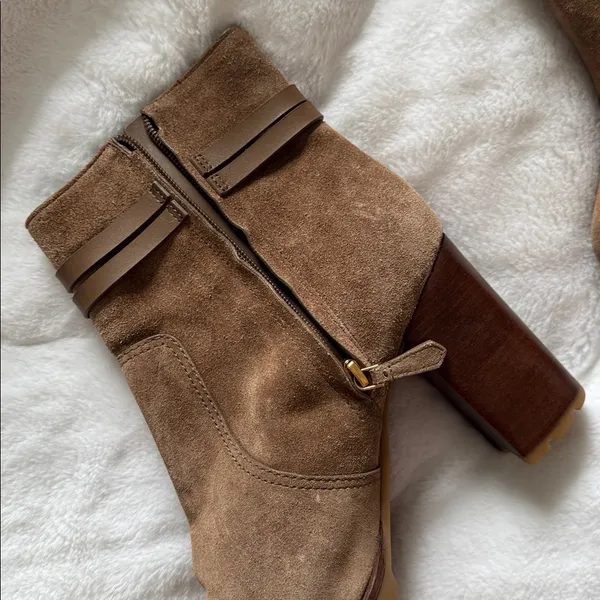 Tory Burch River Rock Suede Lug Sole Block Heel Booties Size 10 - Image 5