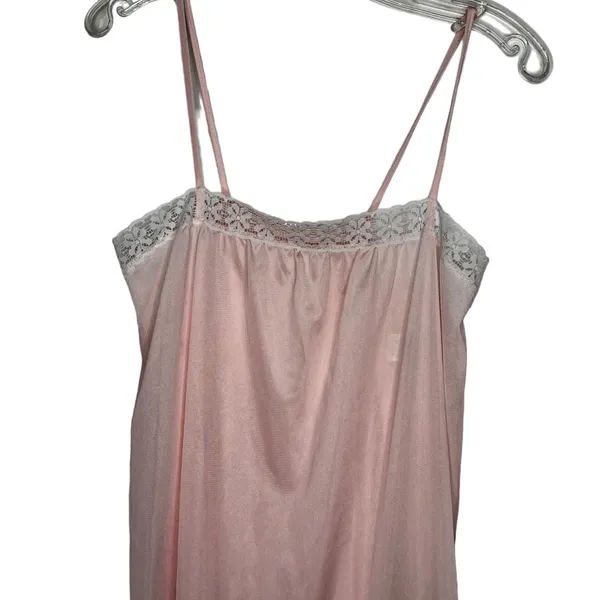 Vintage Dreamy Nights by Avon Pink‎ Nylon Nightgown - Image 2