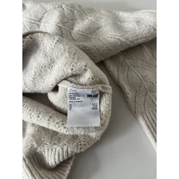 Uniqlo Women’s Pointelle Knit Sweater Ivory Size Medium - Image 5