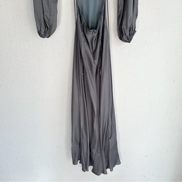 ASTR the Label Quinn Maxi Dress in Sage Open Back Satin Sz XS - Image 7