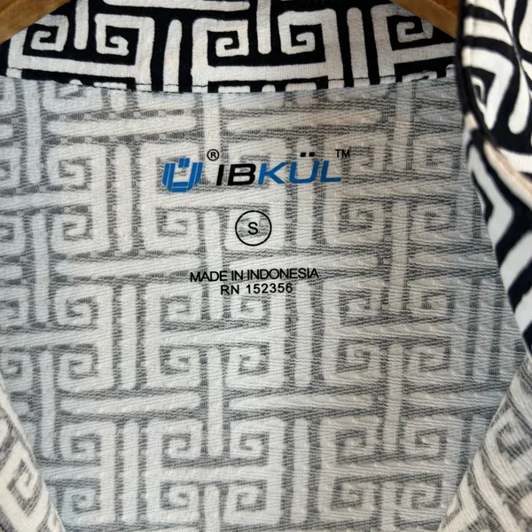 IBKUL Womens Small Black White Greek Key Quarter Zip Sun Shirt Long Sleeve UPF50 - Image 3