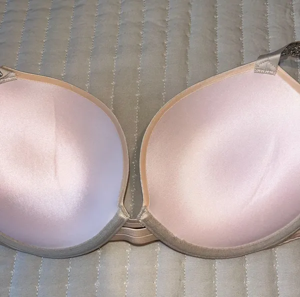 Victorias Secret Bra - Image 4