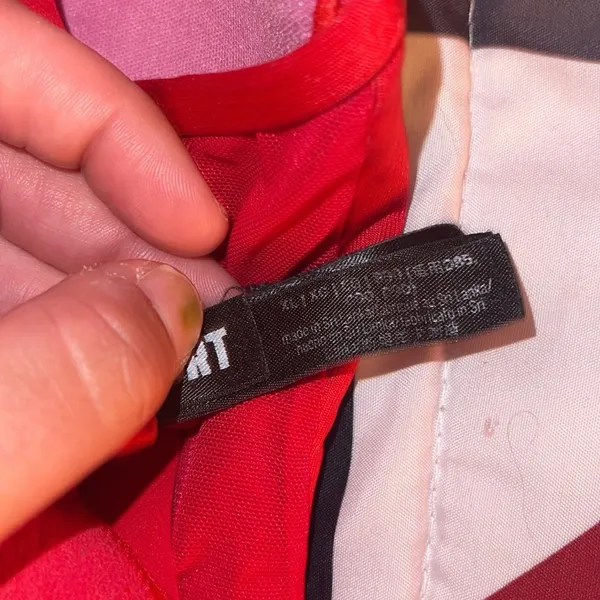 VS Pink Red high impact sports bra - Image 4
