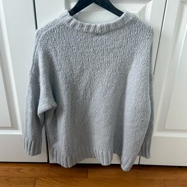 Aerie Oversized Chunky Knit Sweater in Light Gray - Image 3