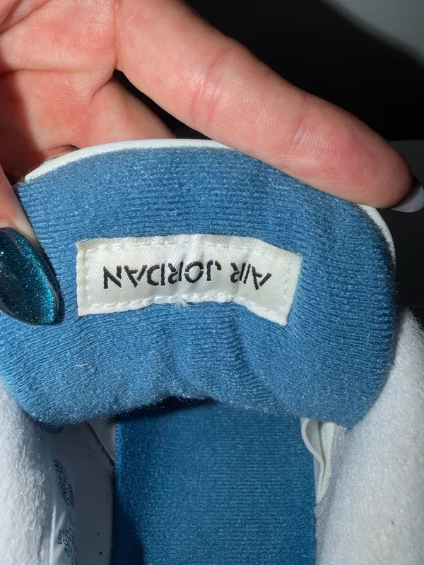 Jordan 4 Military Blue - Image 5
