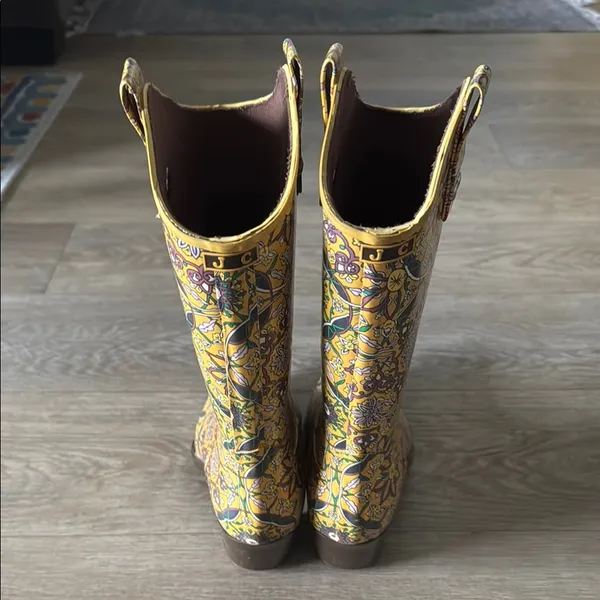Cowboy Rain Boots - Yellow and Purple Heeled Boots with Intricate Patterns - Image 3