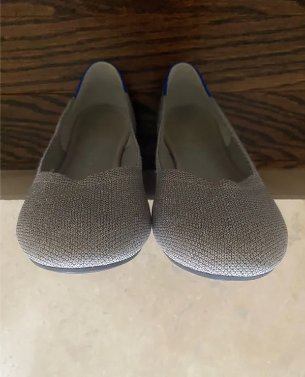 Rothy's Women's Rounded Grey Silver Glitter Flats - Image 4